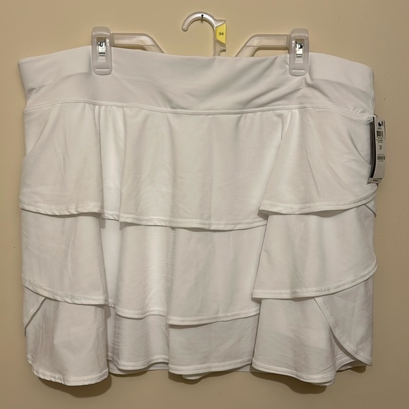 Pants - IDEOLOGY white size 2X performance SKORT with built-in pocket, shorts NWT